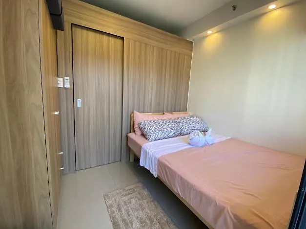 The Nuebe Near Sm Moa Pasay Aparthotel *